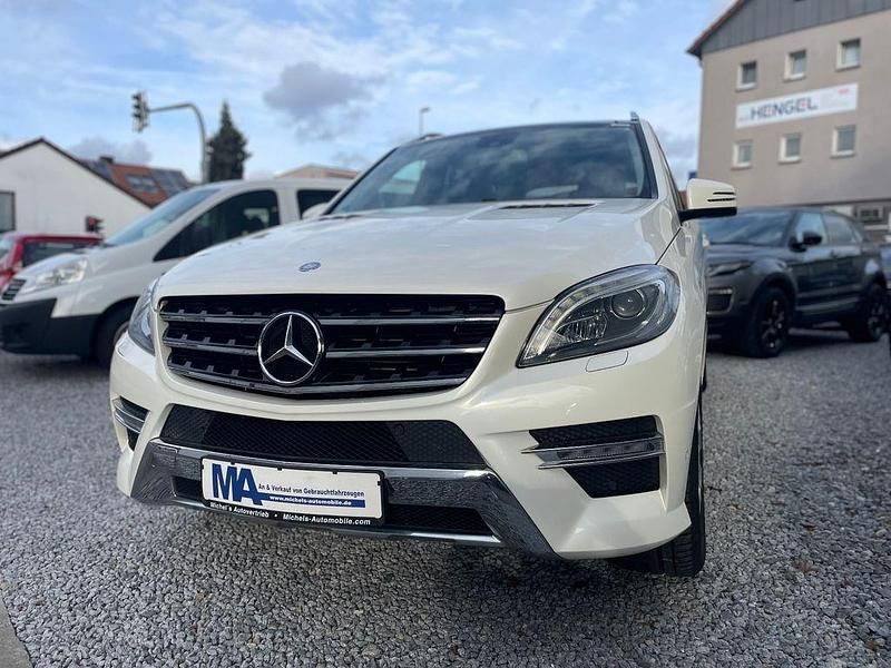Gebraucht Mercedes ML250 AMG 204 PS (150 kW) 2014 Weiß SUV