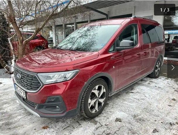 Rot Gebraucht 2024 Ford Grand Tourneo Connect Active Van / Kleinbus | 27.990 € (Guter Preis) - Bild 1/1