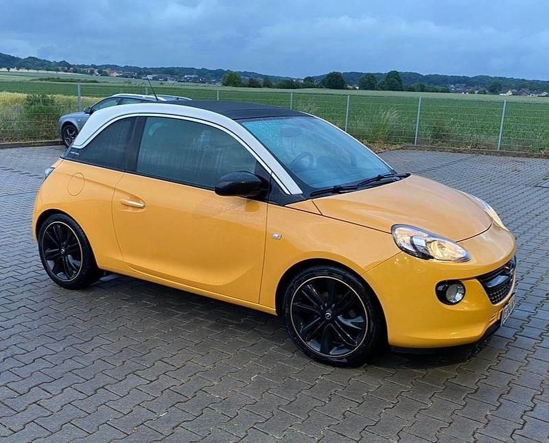 Gelb Gebraucht 2016 Opel Adam Open Air Kleinwagen | 6.900 € (Fairer Preis) - Bild 1/4