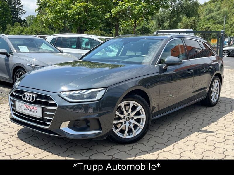 Grau Gebraucht 2022 Audi A4 Ambiente Kombi | 30.500 € (Fairer Preis) - Bild 1/4