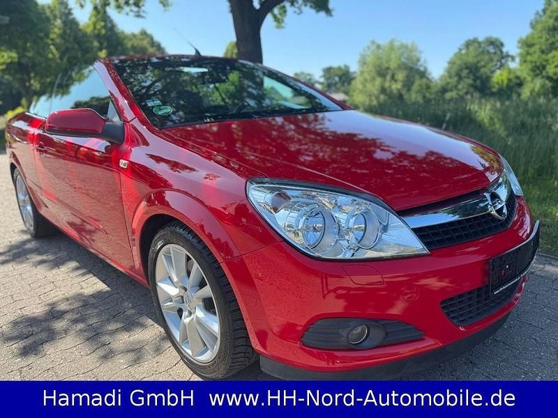 Rot Gebraucht 2007 Opel Astra Cabriolet Cosmo Cabrio | 4.999 € (Fairer Preis) - Bild 1/4