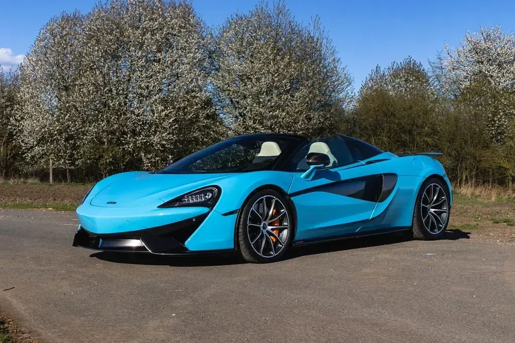 Gebraucht McLaren 570S 570 PS (419 kW) 2018 Blau Cabrio