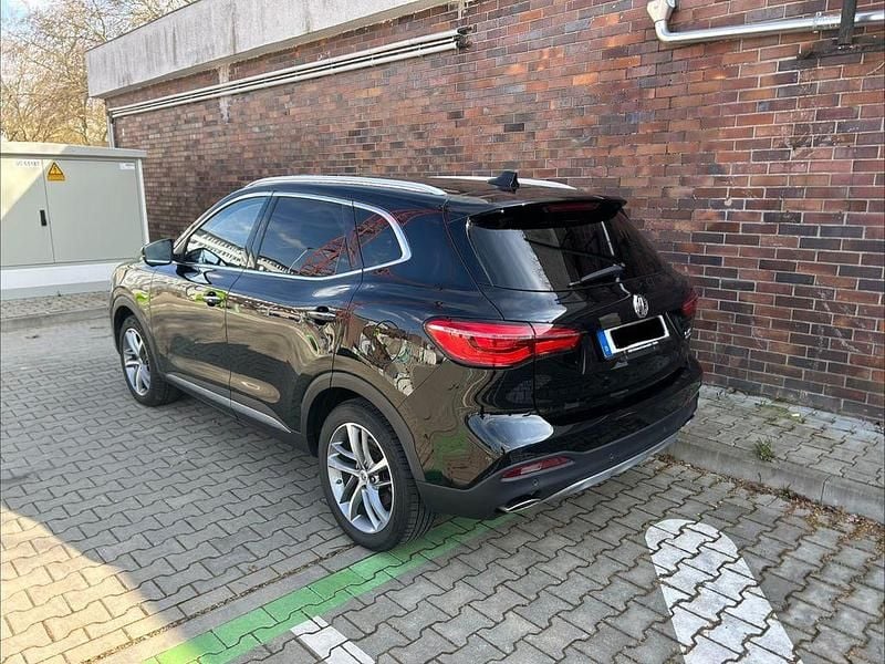 Second-hand MG EHS Luxury 258 CP (189 kW) 2021 Negru SUV