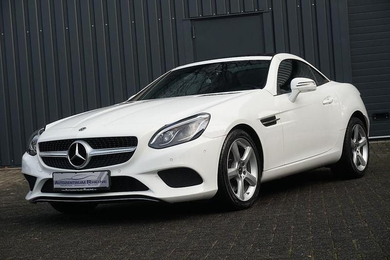 Gebraucht Mercedes SLC200 184 PS (135 kW) 2018 Weiß Cabrio
