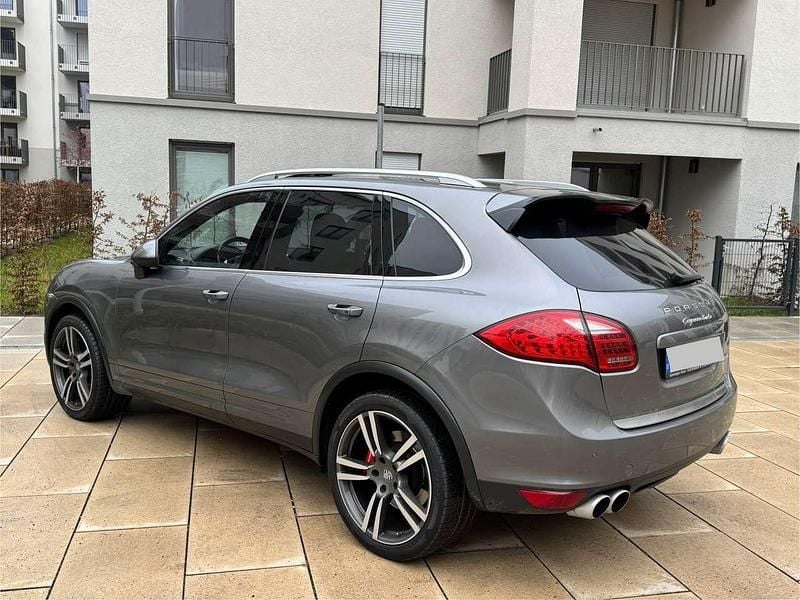 Gebraucht Porsche Cayenne Turbo 500 PS (367 kW) 2011 SUV