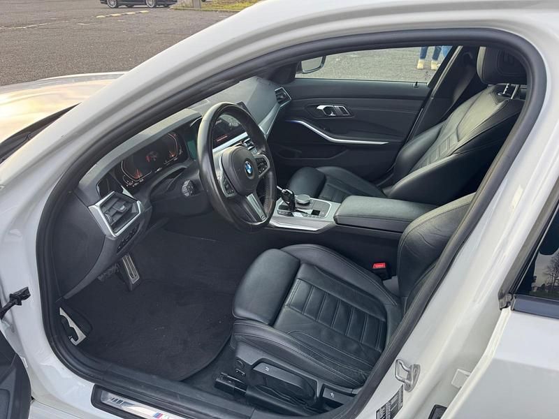 Gebraucht BMW 320 Performance 184 PS (135 kW) 2021 Weiß Limousine