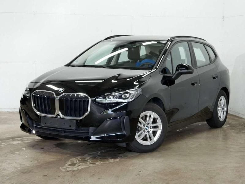 Schwarz Gebraucht 2024 BMW 216 Van / Kleinbus | 24.790 € (Guter Preis) - Bild 1/4