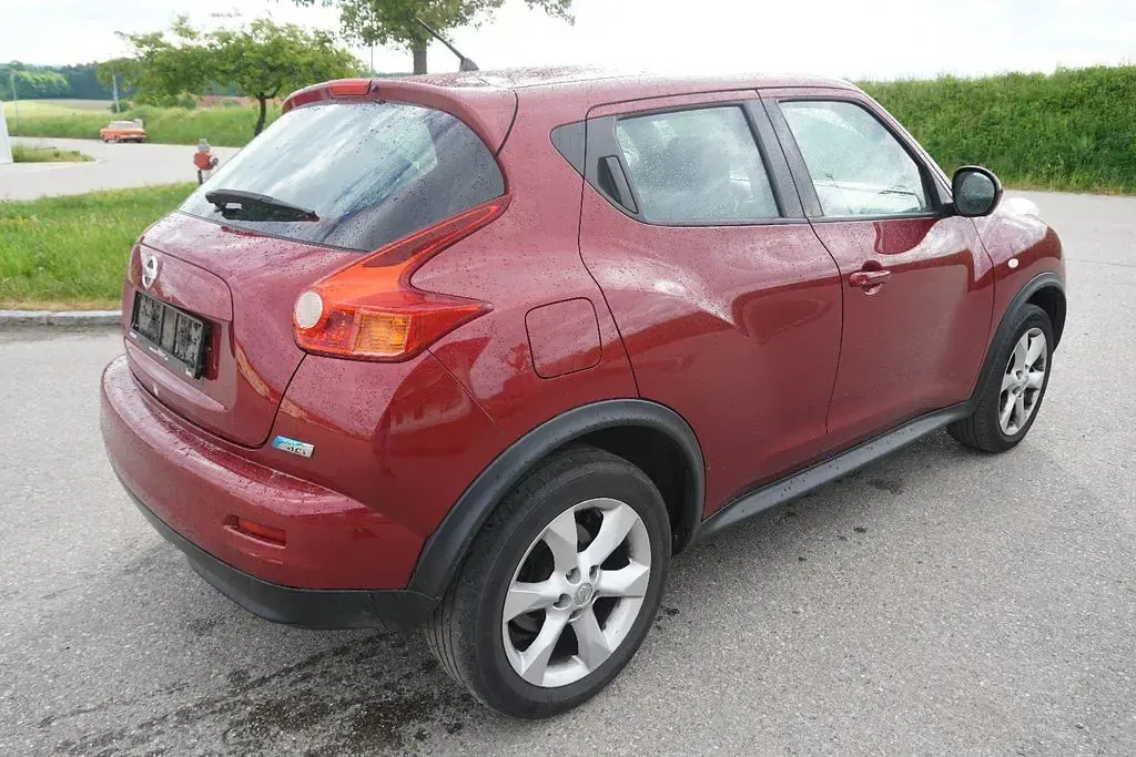 Second-hand Nissan Juke Acenta 110 CP (80 kW) 2010 Roșu SUV