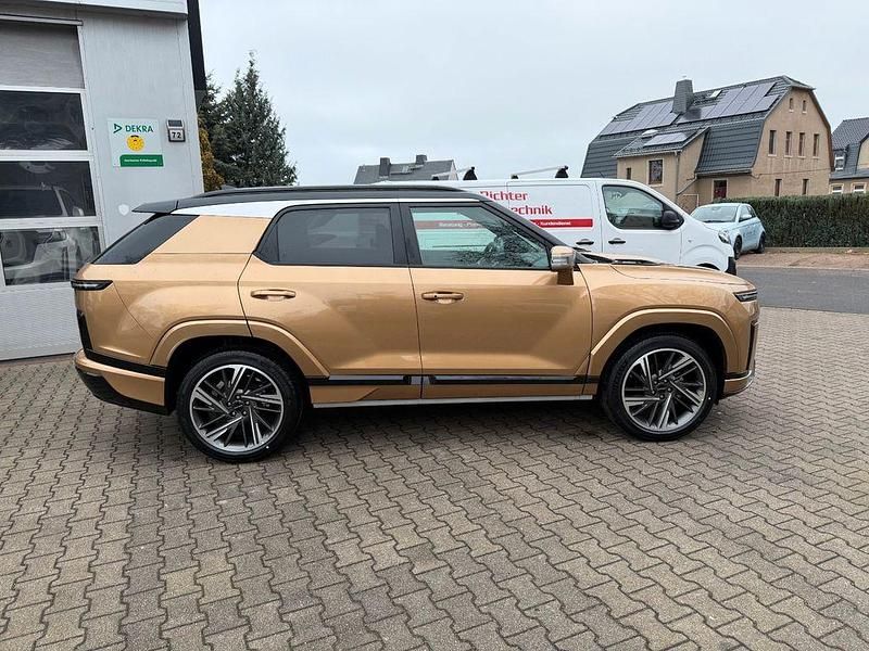 Nuova SsangYong Actyon 163 CV (119 kW) 2026 Oro SUV