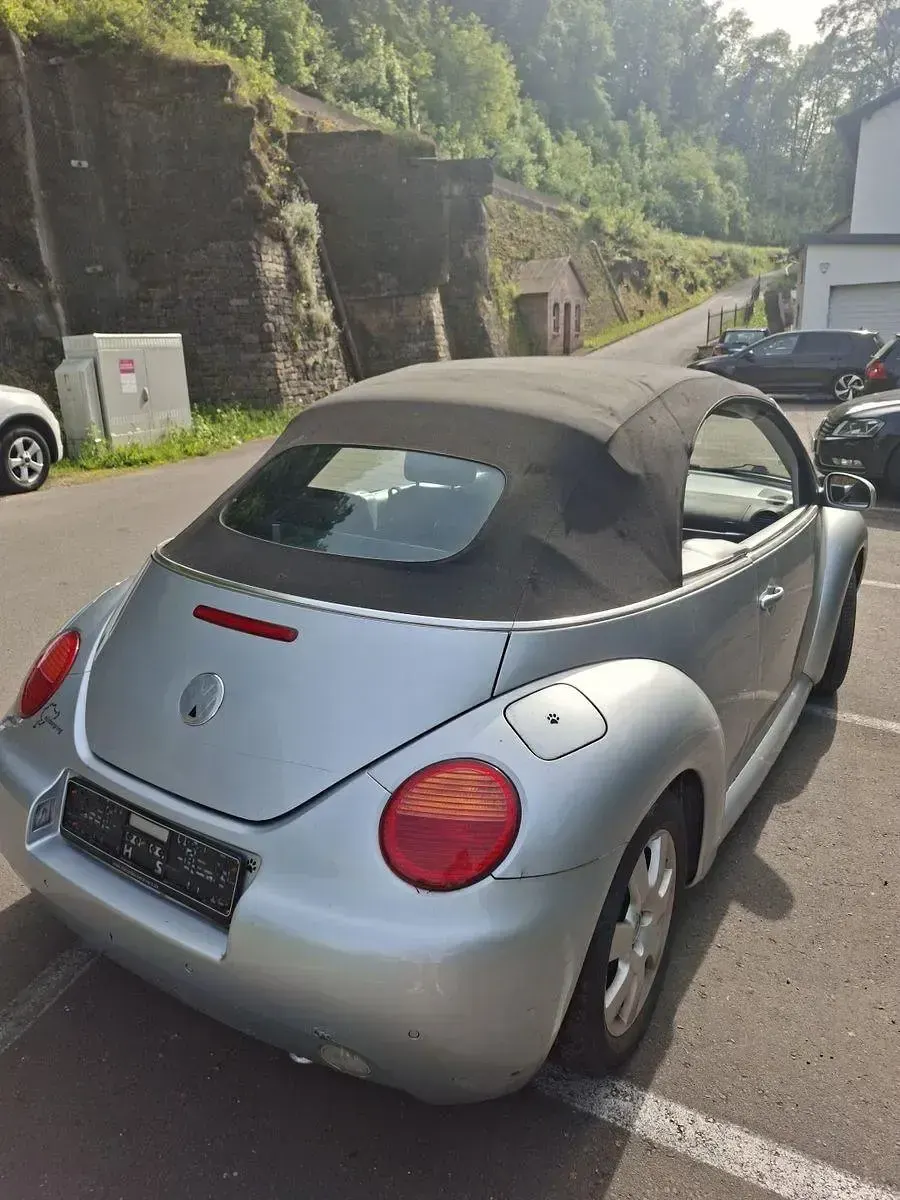 Gebraucht VW New Beetle 116 PS (85 kW) 2004 Kleinwagen