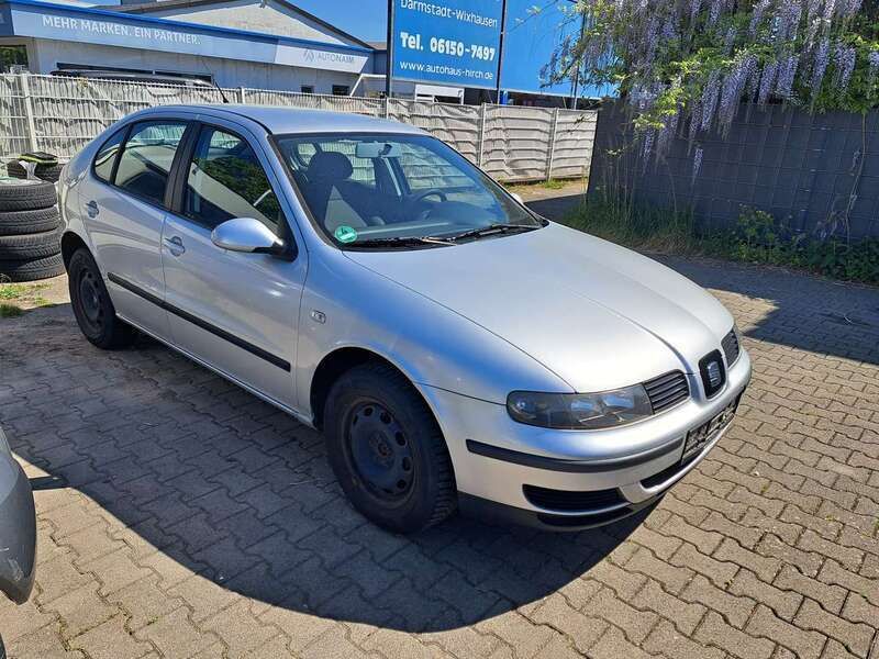 Silber Gebraucht 2003 Seat Leon Limousine | 1.100 € (Guter Preis) - Bild 1/4