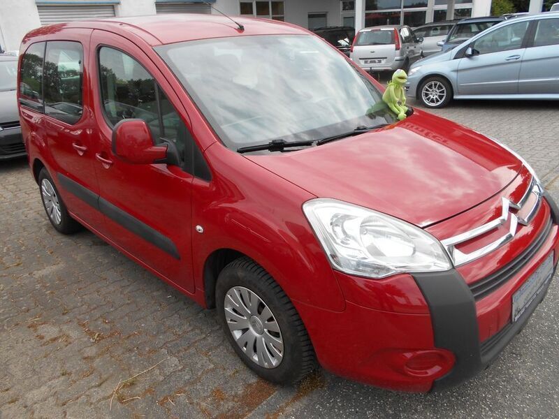 Gebraucht Citroën Berlingo 98 PS (72 kW) 2011 Farbe rot ardent/deckende lackie Van / Kleinbus