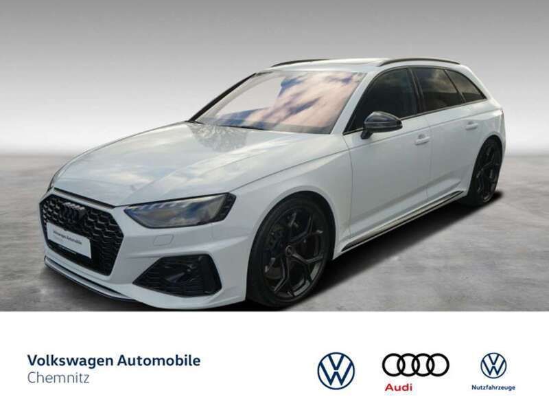 Gletscherweiß metallic Gebraucht 2024 Audi RS4 Ambiente Kombi | 81.930 € (Fairer Preis) - Bild 1/4