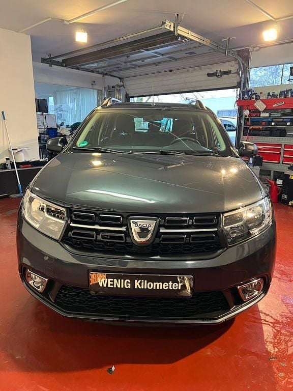 Gebraucht Dacia Logan MCV Essentiel 73 PS (53 kW) 2018 Grau Kombi