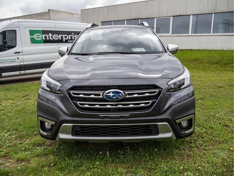 Gebraucht Subaru Outback Platinum 169 PS (124 kW) 2025 Magnetite grey Kombi
