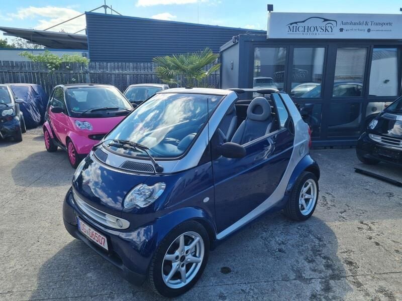 Blau Gebraucht 2000 Smart ForTwo Cabrio Cabrio | 2.950 € - Bild 1/4