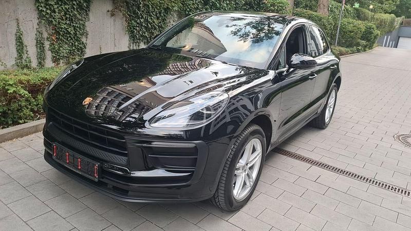 Schwarz Gebraucht 2022 Porsche Macan SUV | 56.777 € (Superpreis) - Bild 1/4