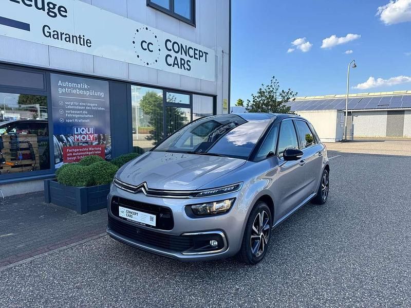 Gris artense Gebraucht 2019 Citroën C4 SpaceTourer Origins Van / Kleinbus | 16.999 € (Etwas zu teuer) - Bild 1/4