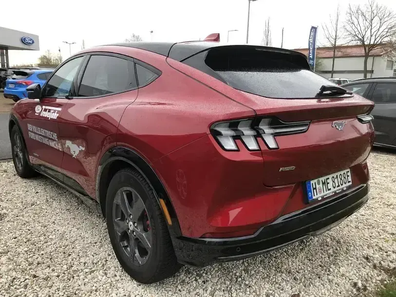 Brugt Ford Mustang Mach-E Extended Range 258 kW (351 HK) 2021 Rød SUV