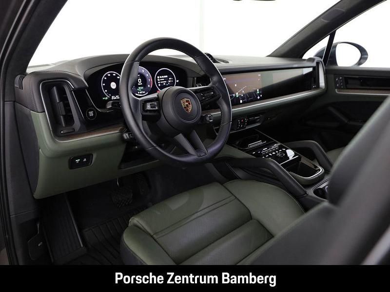 Second-hand Porsche Cayenne Sport 470 CP (345 kW) 2024 Gri SUV
