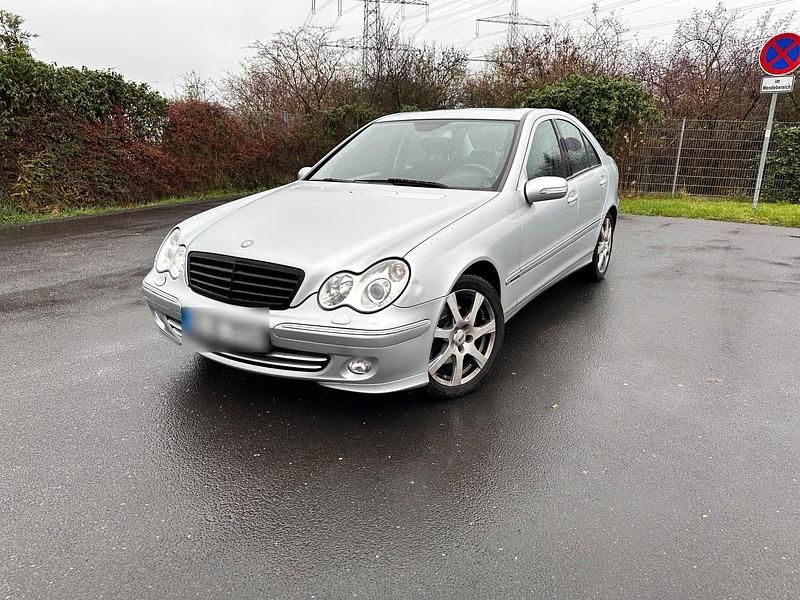 Gebraucht Mercedes C230 204 PS (150 kW) 2006 Silber Limousine
