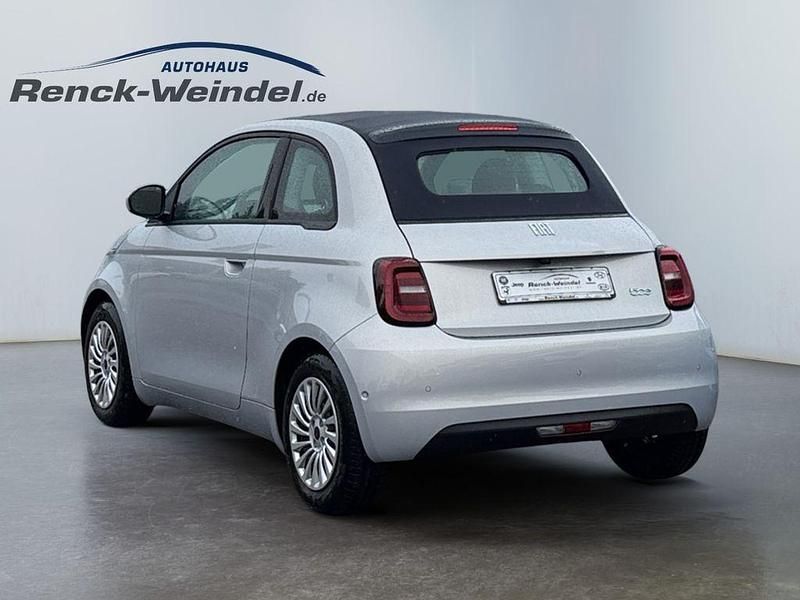 Gebraucht Fiat 500e 69 kW (95 PS) 2025 Blau Cabrio