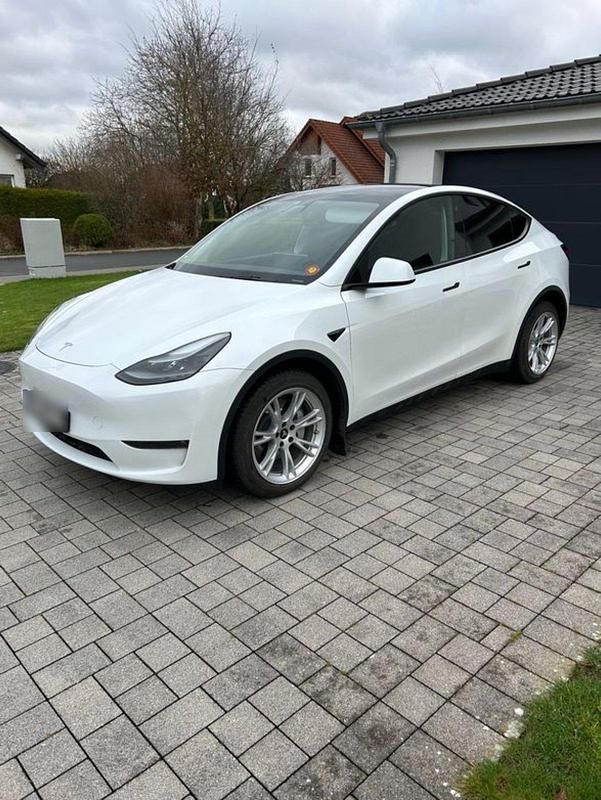 Gebraucht Tesla Model Y 378 kW (514 PS) 2023 Weiß SUV