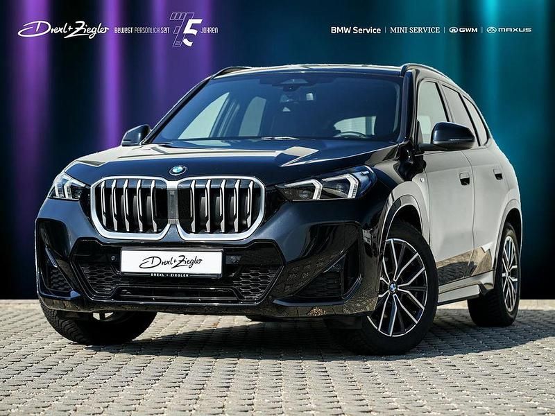 Saphirschwarzmetallic Gebraucht 2025 BMW X1 M Sport SUV | 42.990 € (Fairer Preis) - Bild 1/4