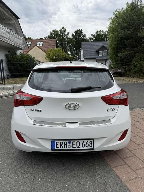 Gebraucht 2014 Hyundai i30 Classic Limousine | 6.500 € (Fairer Preis) - Bild 1/4
