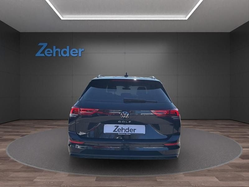 Gebraucht VW Golf VIII 116 PS (85 kW) 2022 Schwarz Kombi