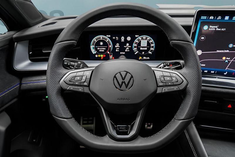 Neu VW Tayron 193 PS (141 kW) 2025 Silber SUV