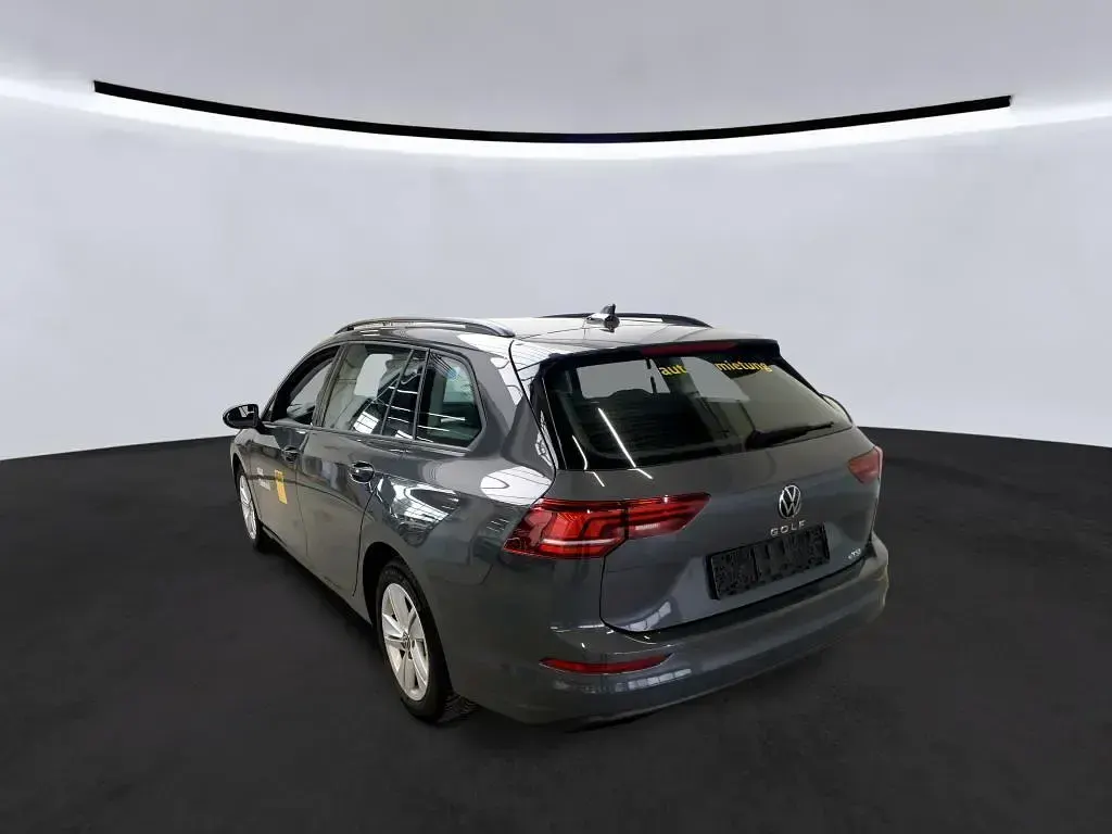 Gebraucht VW Golf VIII Life 116 PS (85 kW) 2025 Delfingrau metallic Kombi