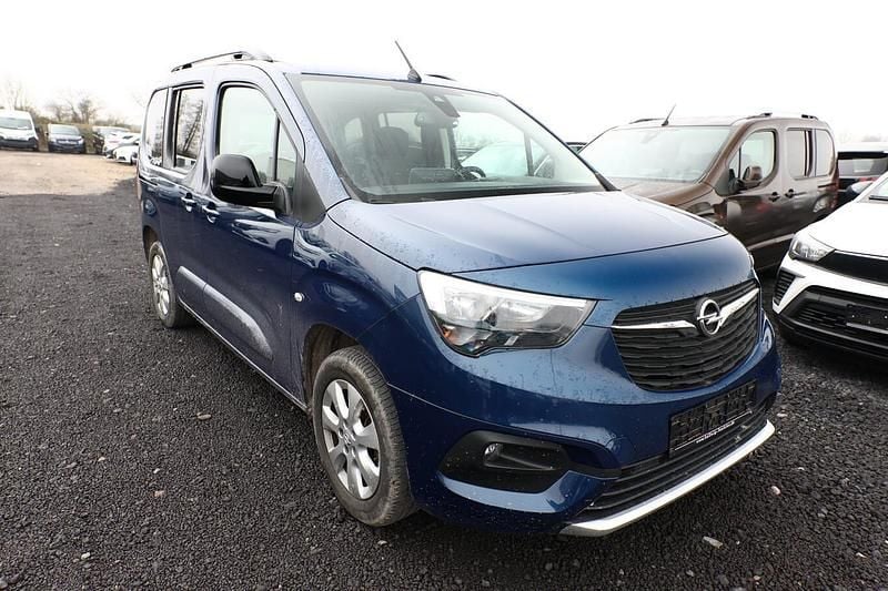 Gebraucht Opel Combo Life Ultimate 131 PS (96 kW) 2022 Blau