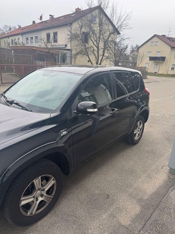 Gebraucht Toyota RAV4 150 PS (110 kW) 2010 Schwarz SUV