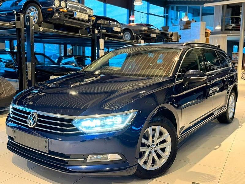 Second-hand VW Passat 120 CP (88 kW) 2019 Albastru Berlinǎ