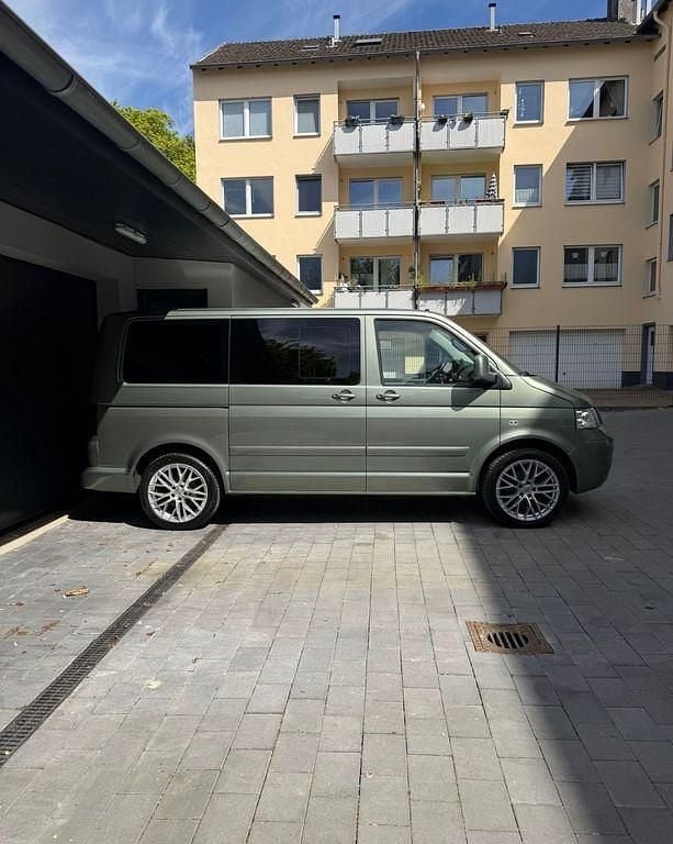 Gebraucht VW T5 Highline 178 PS (130 kW) 2003 Grün Van