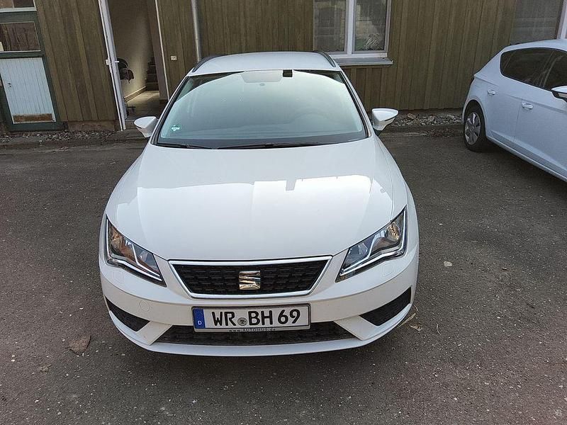 Gebraucht Seat Leon 116 PS (85 kW) 2019 Weiß Limousine