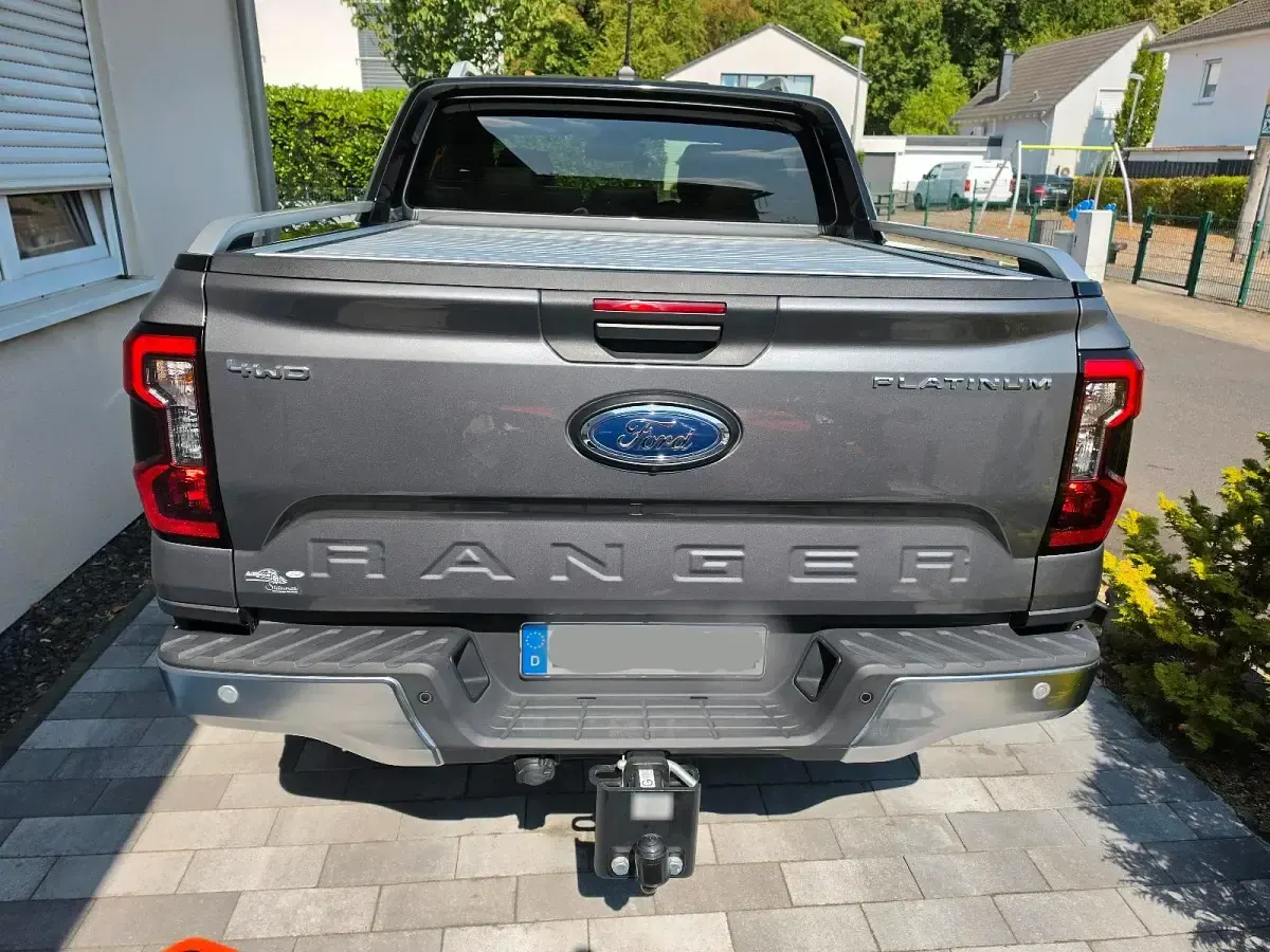 Gebraucht Ford Ranger Platinum 241 PS (177 kW) 2024 Grau Pickup