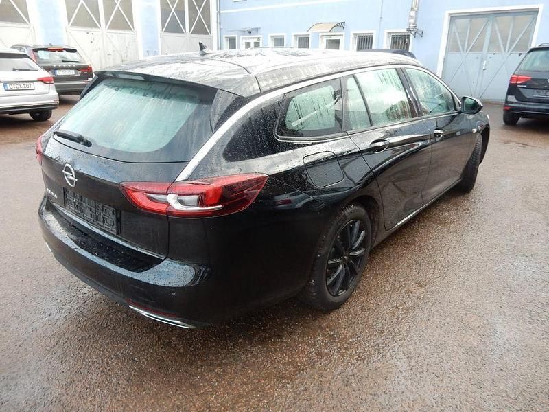 Gebraucht Opel Insignia Elegance 174 PS (127 kW) 2022 Schwarz Kombi