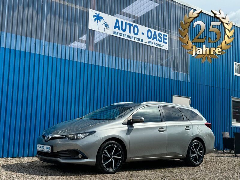Grau Gebraucht 2017 Toyota Auris Edition-S Kombi | 13.490 € (Teuer) - Bild 1/3