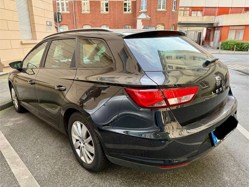 Gebraucht Seat Leon ST Reference 105 PS (77 kW) 2014 Schwarz Kombi
