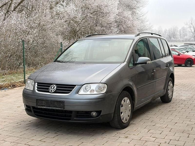 Grau Gebraucht 2007 VW Touran Conceptline Van / Kleinbus | 990 € (Superpreis) - Bild 1/4