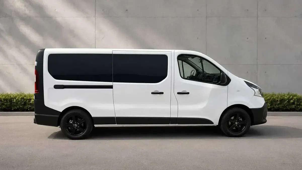 Gebraucht Renault Trafic 101 PS (74 kW) 2016 Weiß Van / Kleinbus