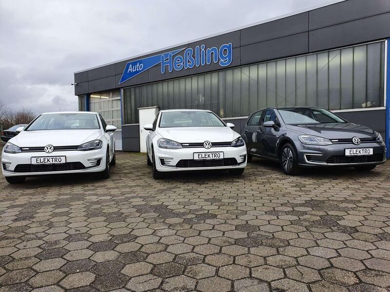 Gebraucht VW e-Golf 100 kW (136 PS) 2020 Pure white Kleinwagen