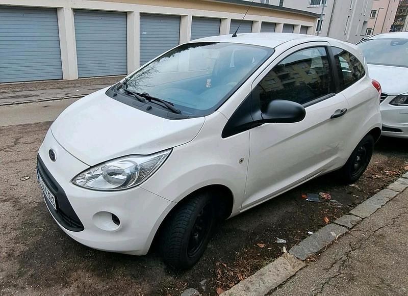 Gebraucht Ford Ka 70 PS (51 kW) 2014 Weiß Kleinwagen