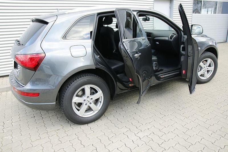 Gebraucht Audi Q5 S-Line 190 PS (139 kW) 2018 Grau SUV