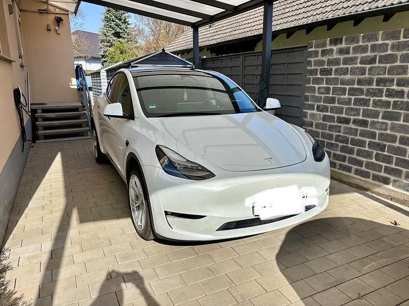 Gebraucht Tesla Model Y 378 kW (514 PS) 2023 Weiß SUV