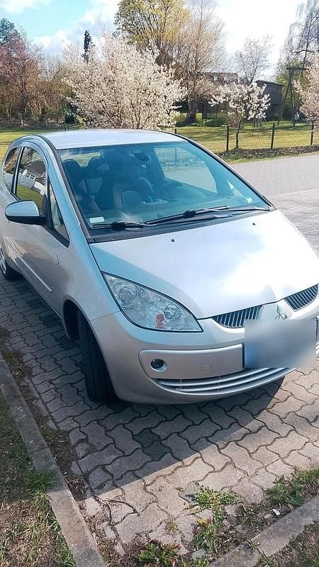 Gebraucht Mitsubishi Colt 75 PS (55 kW) 2007 Silber Kleinwagen