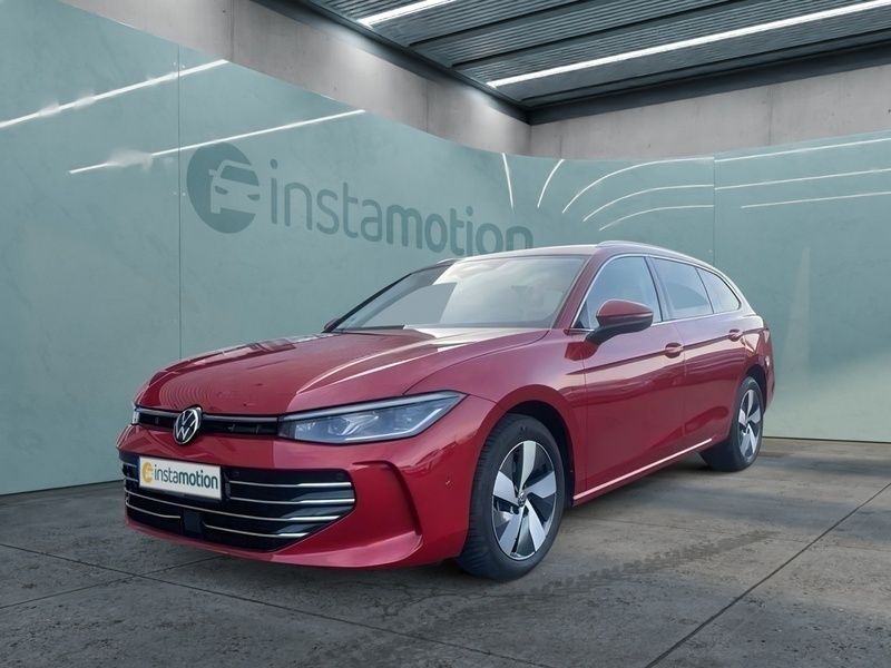 Rot Gebraucht 2024 VW Passat Elegance Van / Kleinbus | 42.690 € (Fairer Preis) - Bild 1/3