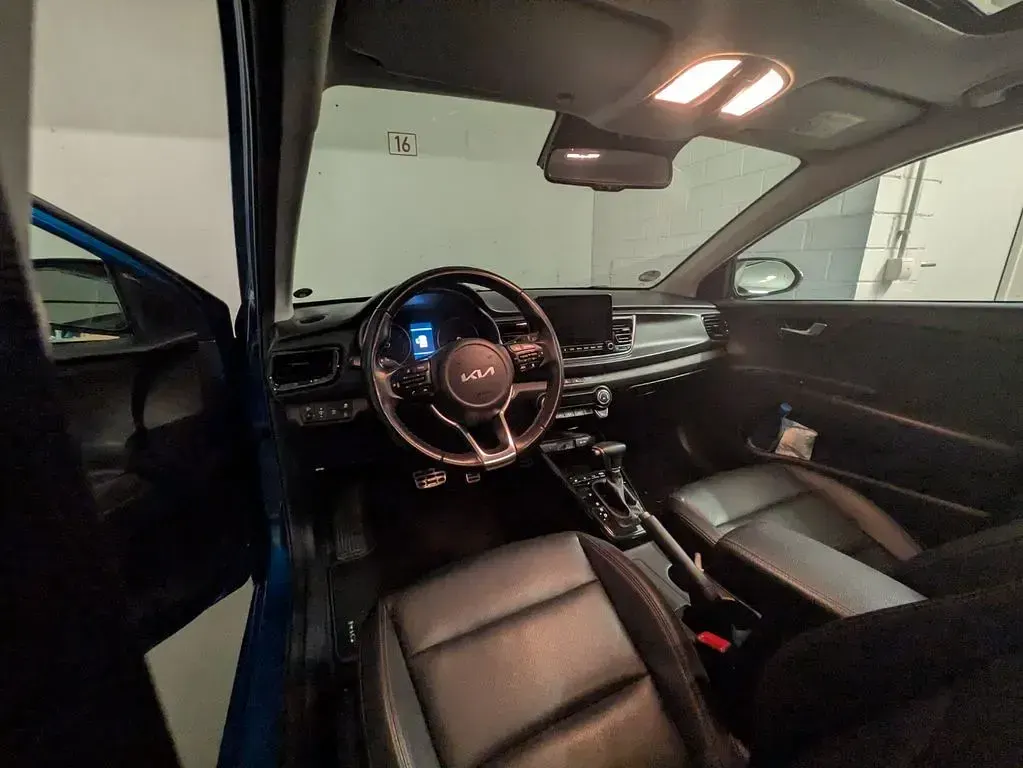 Gebraucht Kia Rio Platinum 120 PS (88 kW) 2023 Blau Limousine